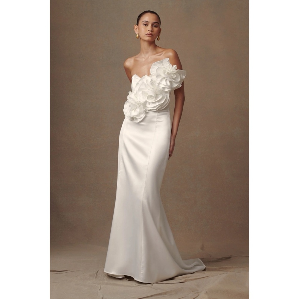 Meshki White Olivia Strapless Floral Appliqué Wedding Gown